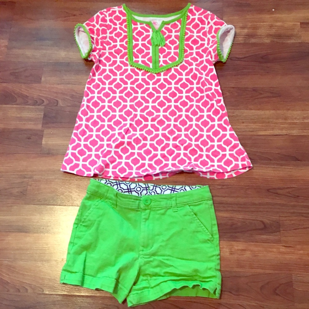 Adorable outfit.